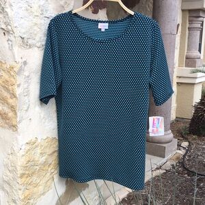 LULAROE Gigi top